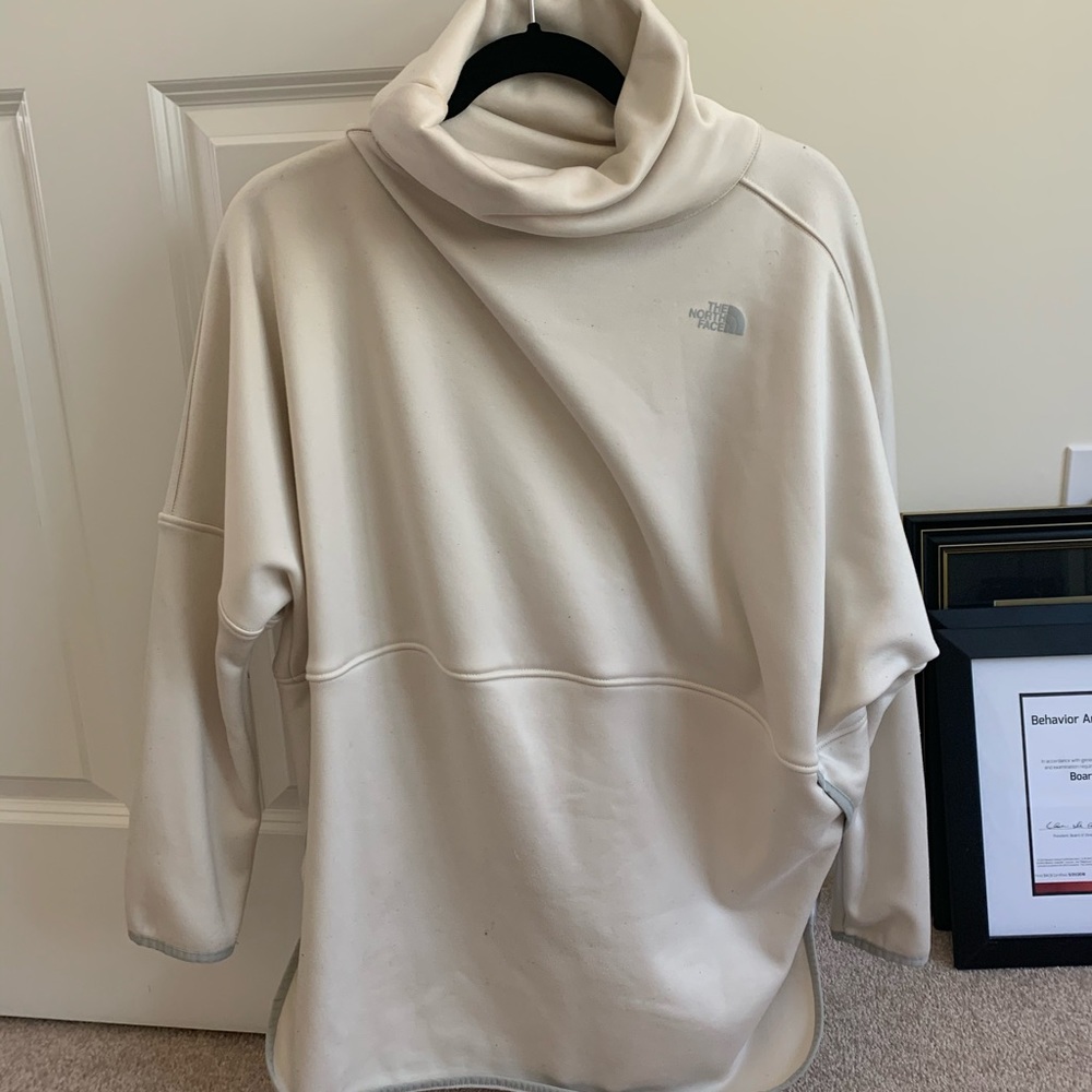 North face sweater
